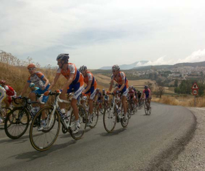 Antón Hernández gana la etapa "alhameña" de la Vuelta Ciclista a España 2010