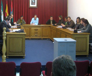  El pleno del mes de noviembre realizó la solicitud de centro bilingüe para el CP Cervantes y aprobó la desafectación del cerro del Naranjo