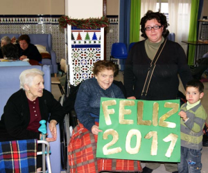 Alhama Comunicación eligió a los mayores de la residencia comarcal para felicitar 2011