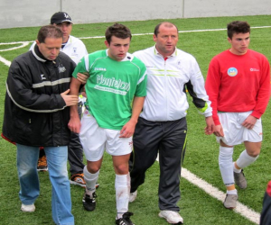 La UD Alhameña derrota al líder