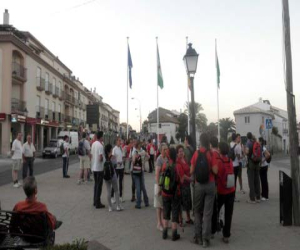 La luna de esa noche echó también su mochila