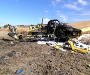 Bomberos de Alhama colaboran en el operativo puesto en marcha tras el accidente de una avioneta del Infoca en Arenas del Rey