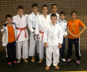 En el campeonato de Andalucía de kárate, el alhameño Oscar Correa Ariza quedó subcampeón de Andalucía en su categoría