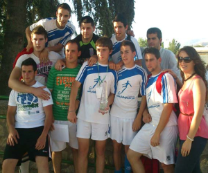 Los juveniles de futbol sala de Fornes y el baloncesto cadete de Alhama se quedan subcampeones