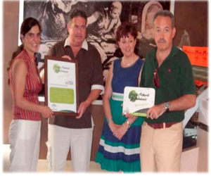 Las almendradas de Balada reconocidas con la Marca de Parque Natural de Andalucía