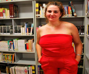 'Los vecinos pueden solicitar préstamos y reservas de libros por email, Facebook y teléfono'