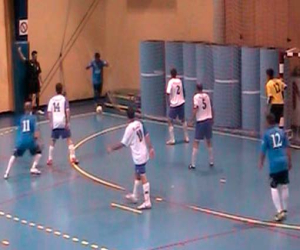 La UD Alhameña sénior de fútbol sala no consigue puntuar en Loja