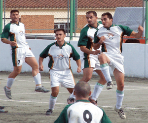 Tres penaltis y tres puntos (UD Alhameña 2-1 Caniles)