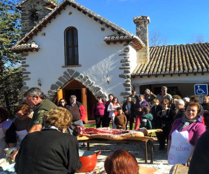 En La Resinera se celebra la ‘Jornada de recuperación de la matanza’