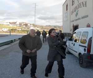 La Delegada de Agricultura, Pesca y Medio Ambiente visita la cooperativa Olijayena