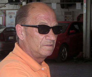 Encontrado muerto en la caravana donde vivía