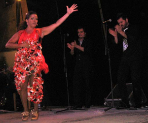 Susana Sánchez y su grupo cautiva al público de la Velada Flamenca