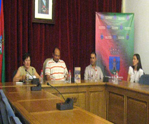 Angustias Valenzuela presentó en Alhama su libro “Recuerdos de toda una vida”