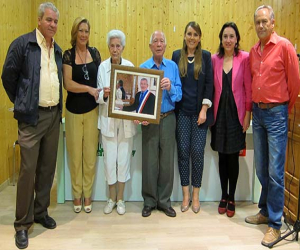 ALHERBA y el matrimonio Olivares reciben el cariño de los alhameños en el XX aniversario del Hermanamiento