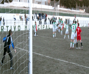 La Alhameña y Ñito barrieron al Guevejar. (7-0)