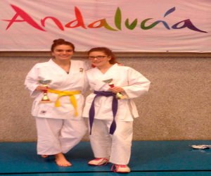 Noelia Gálvez subcampeona y Alicia Correa en tercer lugar en el campeonato de Andalucía de karate