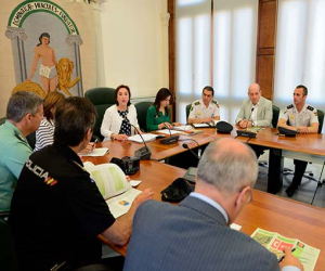 El Plan Infoca moviliza a cerca de 700 personas, 200 vehículos y 6 medios aéreos en la lucha contra incendios 