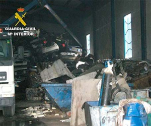 Denuncian varios talleres y explotaciones ganaderas ilegales en varios pueblos