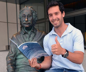 ‘Calle Elvira’ recoge en su número estival un artículo de Antonio Arenas titulado ‘El origen del etnocentrismo alhameño’