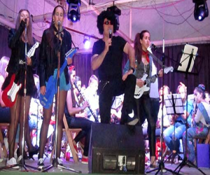 La EMAG rinde tributo a una de las décadas más desinhibidas de nuestra historia reciente