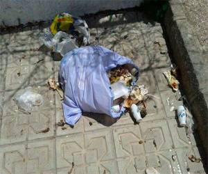 Dice haber recibido insultos y amenazas del alcalde de Alhama