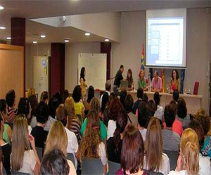 Más de 120 personas de las comarcas de Alhama y Loja se formarán como auxiliares de ayuda a domicilio