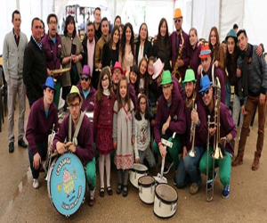 La lluvia no detuvo las fiestas del Almendral 2015