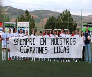 Victoria para el recuerdo de las chicas de la UD Alhameña