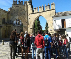 Los alumnos del IES Alhama realizaron la ruta literaria de Machado