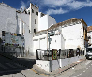 Al fin un programa electoral se compromete a recuperar un espacio escénico