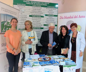 Charla informativa sobre fribromialgia en la asociación Termalismo de Andalucía, en Alhama