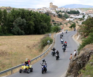 Alhama a dos ruedas. V encuentro motero Komando Morralla