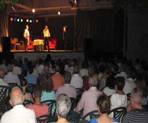 Una visita para el humor y la reflexión