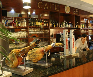 Nueva oferta gastronómica en Alhama ‘Gourmet 25 casual food’