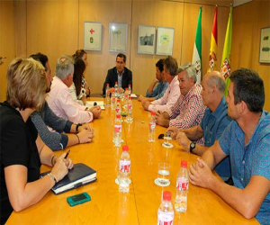 Entrena recibió a los representantes de las ELA’s para informarles de la constitución del Consejo de Alcaldes