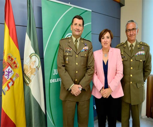 La Delegada del Gobierno recibe al nuevo secretario del MADOC 