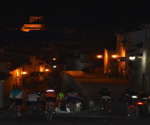 La ruta ciclista nocturna sigue ganando adeptos