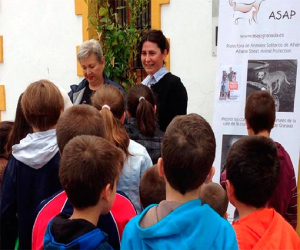 La Asociación Protectora de Animales Solitarios de Alhama necesita la ayuda de los vecinos de la Comarca