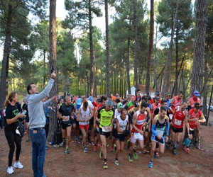 Trescientos corredores desafiando a la Maroma