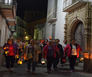 'Facundo con un farol' contra calabazas forasteras: Empieza la resistencia
