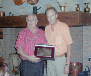Homenaje de amigos y familiares al periodista Antonio Ramos Espejo