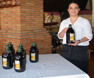Un vino joven, madurado en tonel de roble, el vino de la Tana para los ibéricos