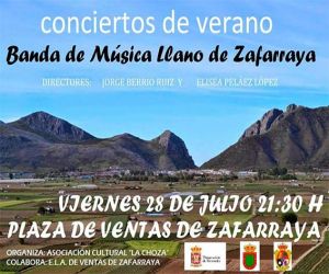 La banda de música 'Llano de Zafarraya' ofrece un concierto de música de películas y pasodobles