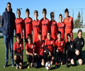 Los alevines de la UD Alhameña caminan firmes hacia el título