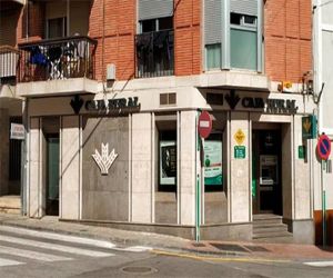 La asociación de vecinos en contra del cierre de una oficina de la Caja Rural en Alhama