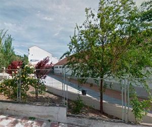 Convocatoria de protesta por la falta de personal de limpieza en el IES Alhama