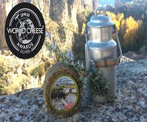 El queso curado al romero de la quesería Cortijo el Aserradero entre los mejores del mundo