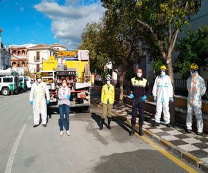 El Infoca realiza trabajos de desinfección en Jayena
