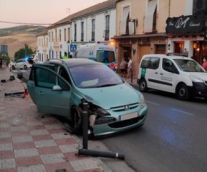 Accidente sin graves consecuencias en la travesía de la carretera de Granada, en Alhama