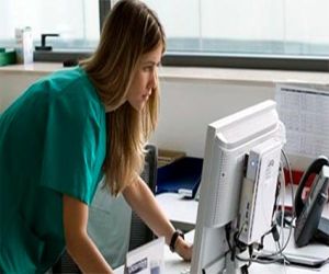 Convocadas 698 plazas de personal administrativo y 562 plazas de auxiliar administrativo para el SAS y las agencias sanitarias de Andalucía